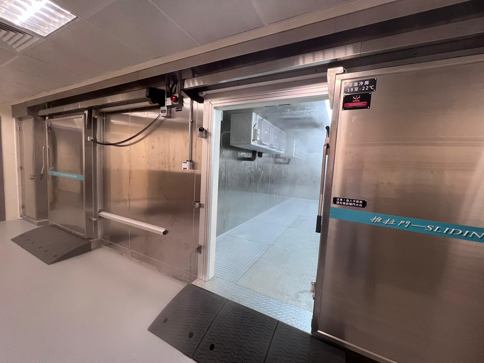 Walk-in cold room and freezer storage interior, DS Business Equipment installation Malaysia